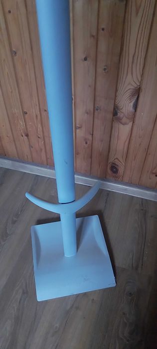 Закачалка за дрехи