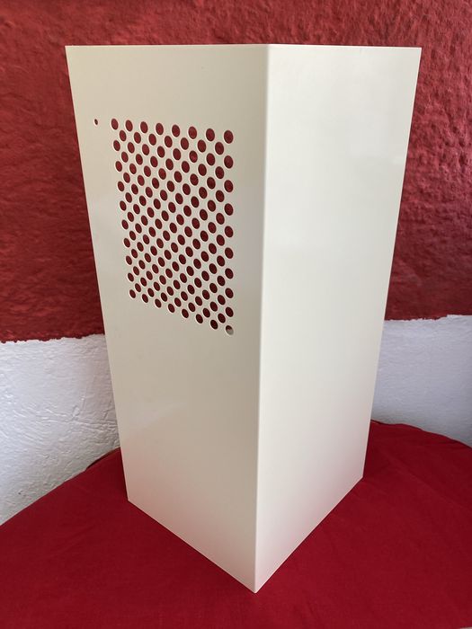 Ornament hota . Decor ventilatie hota. Ornament evacuare hota