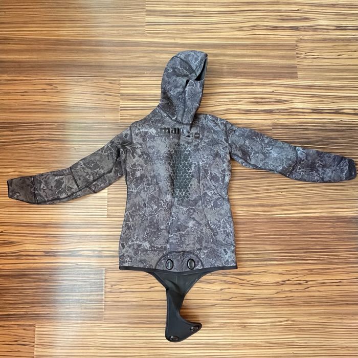 Продается водолазный костюм