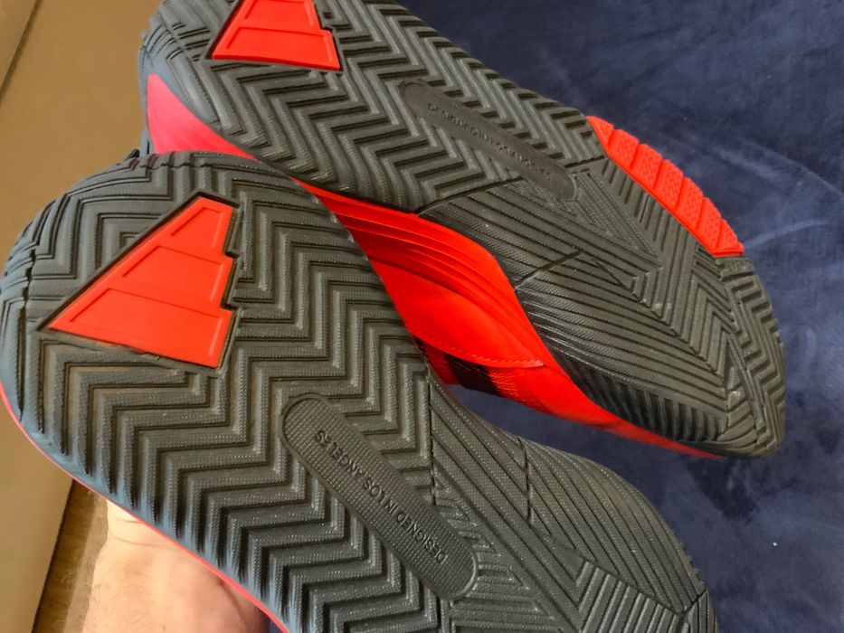 Adidas-оригинални маратонки 42 номер