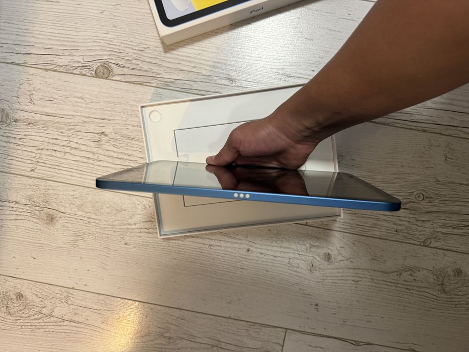 Vand ipad generatia a 10  2022
