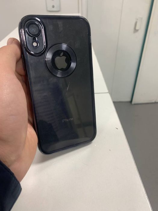 Продам айфон хр 128