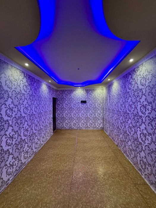 Прадаëтся 3х 9микрарайоне вдоль дороги