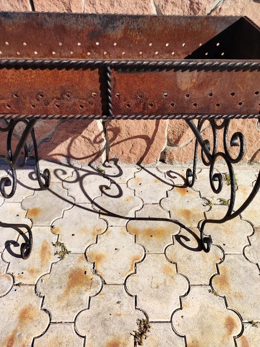 Кованный мангал.