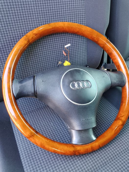 Махагонов волан Ауди а4/а6
