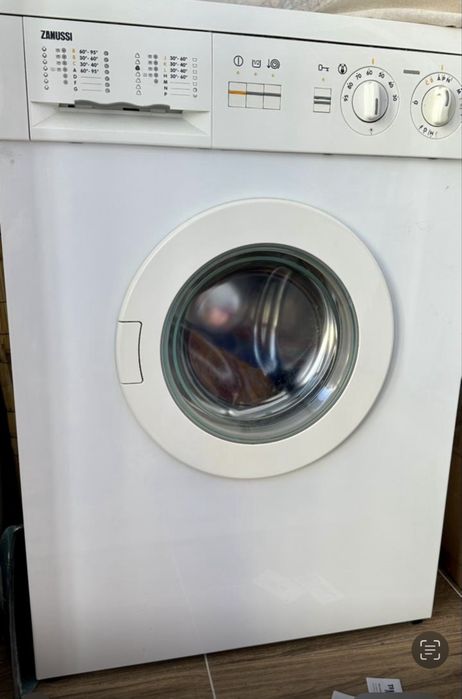 Стиральная машина Zanussi