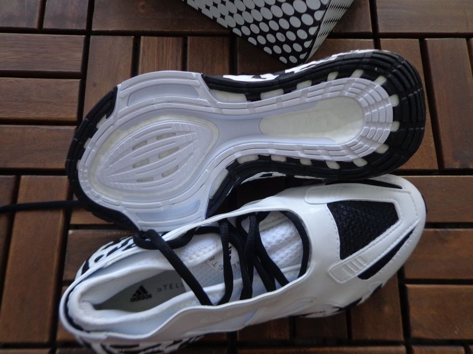 Дамски маратонки Adidas By Stella McCartney Ultraboost 22