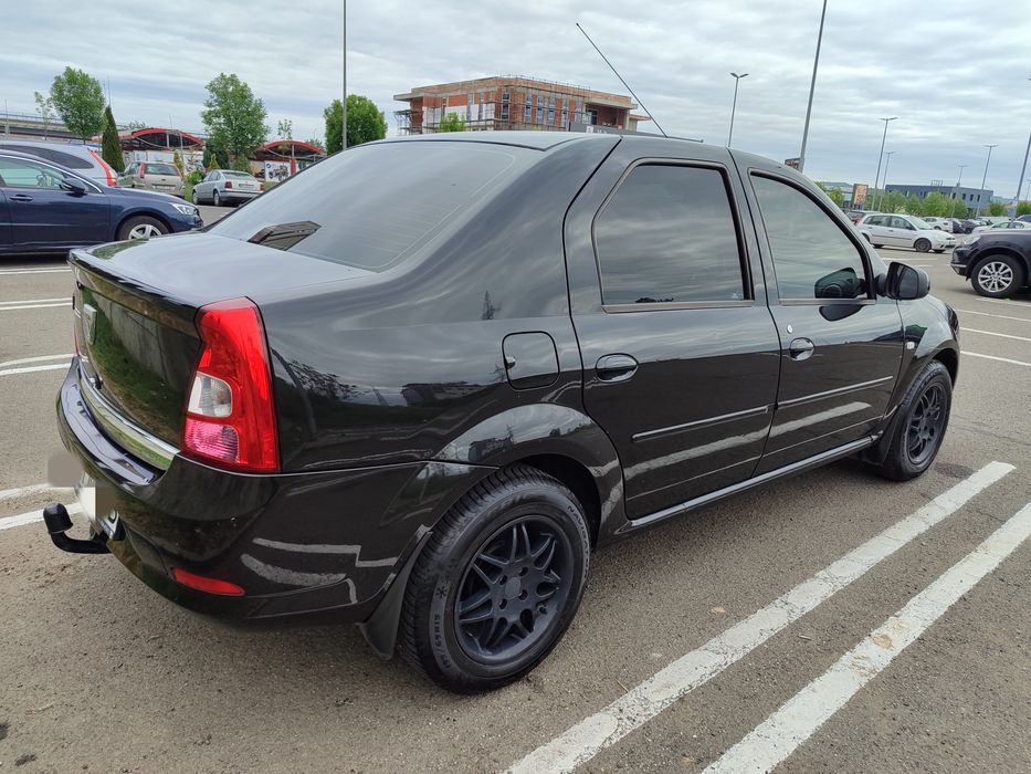 Dacia Logan 1.2 16 V, gpl, ediție limitată "Black linie"
