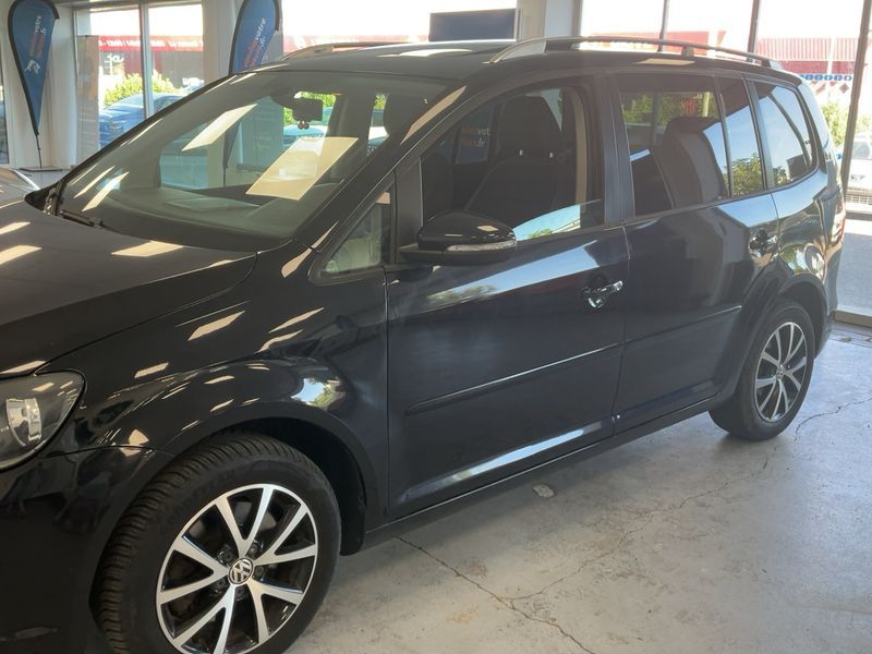 Volkswagen Touran 2.0 TDI Design Edition 2011