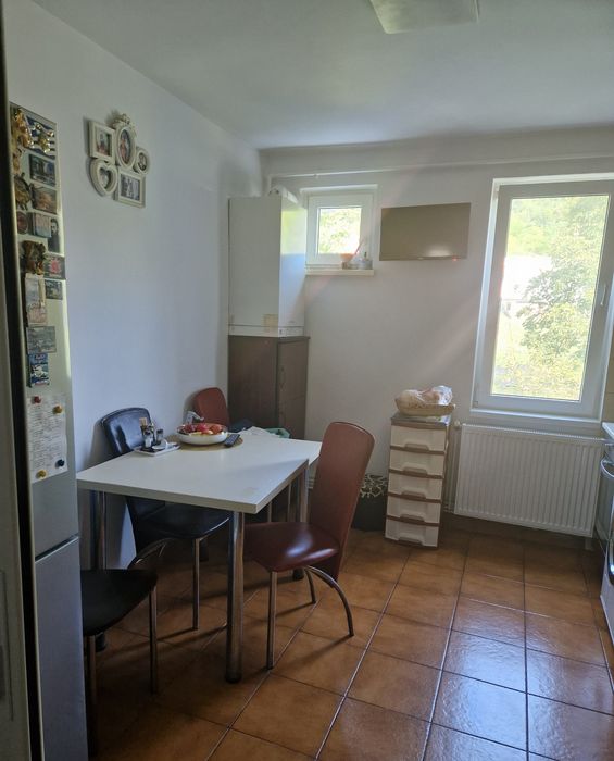 Schimb apartament 3 camere, etaj 2, Gura Câmpului cu casă (+ diferență)