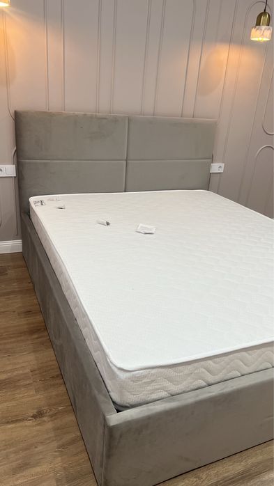 Новая кровать с матрасом 160*200