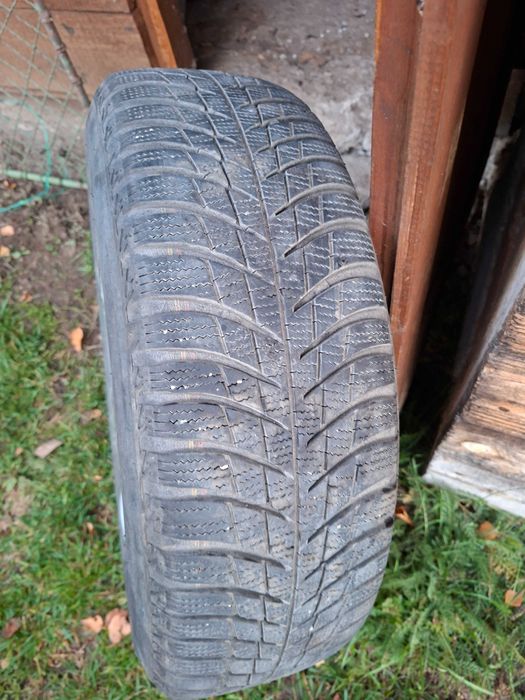 Продавам джанти с гуми 5х100