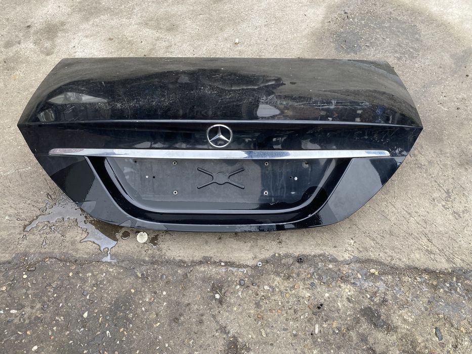 Capota Porbagaj Mercedes CLS W219 Pret 500 lei