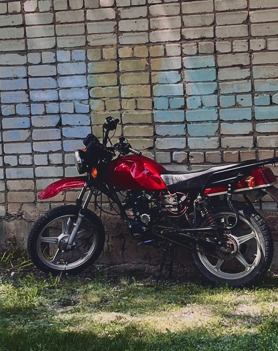 Продам мотоцикл yaqi 200cc