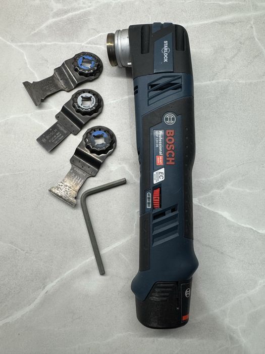 Продавам безчетков мултитул Bosch GOP 12V-28