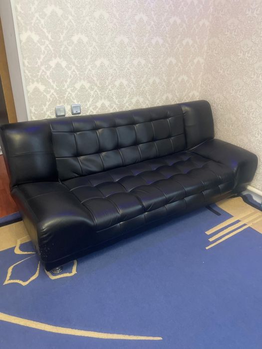 Продам диван офис