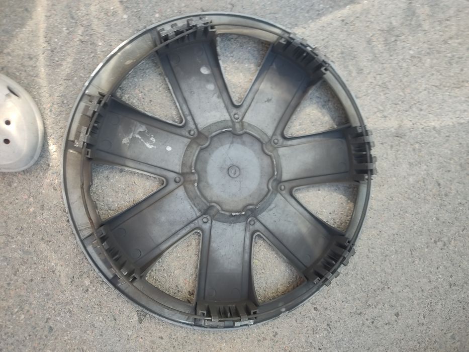 Продам колпак для Shevralet R15