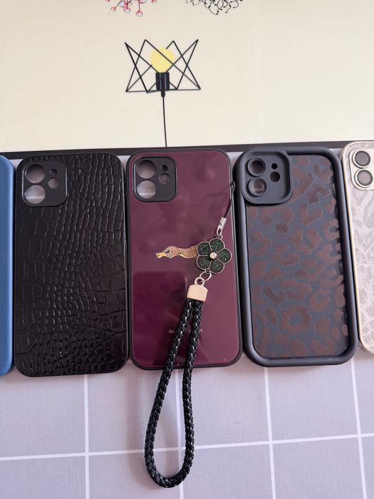 чехол iphone 12 (не про макс, обычный)