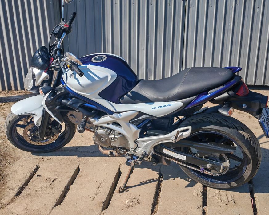 SUZUKI SFV 650 Gladius ABS