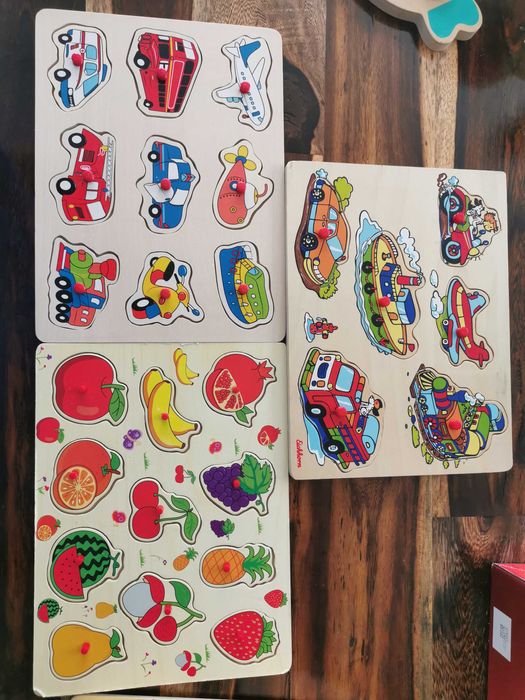 Дървени занимателни играчки.