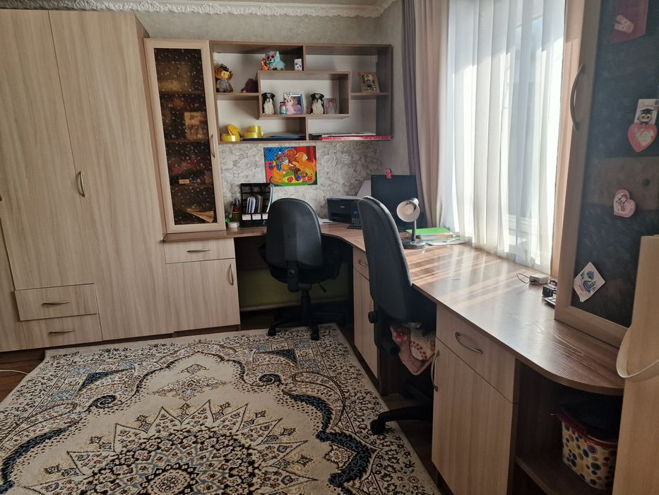 Продам большой дом.