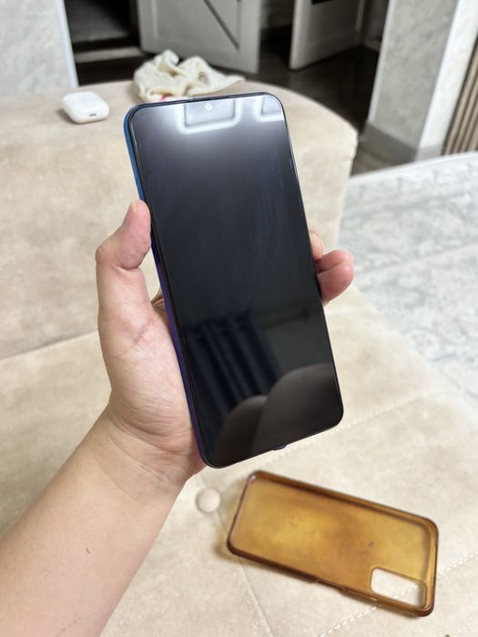 Телефон vivo y21