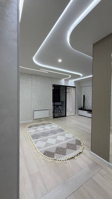 Продается 2 комнатная квартира ремонт ул.Кунаева, гостиница Россия