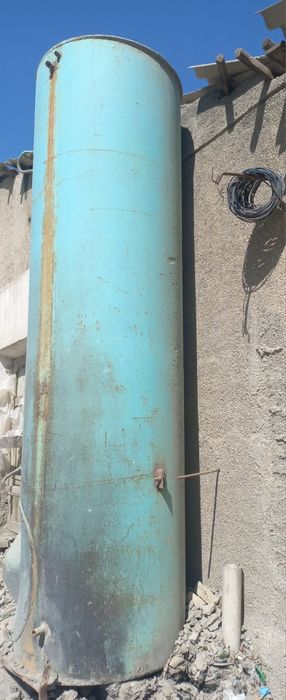 Котёл сотилади, газ ва сув учун 2 тонна