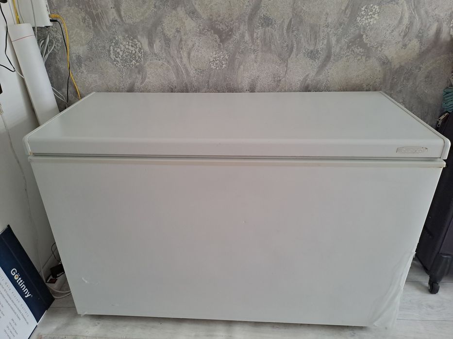 Морозильник (сундук).