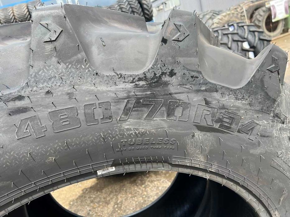 Anvelope 480/70R34 noi radiale pentru tractor spate