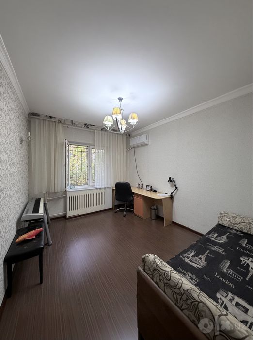 Продается 3 комнатная Лисунова 1