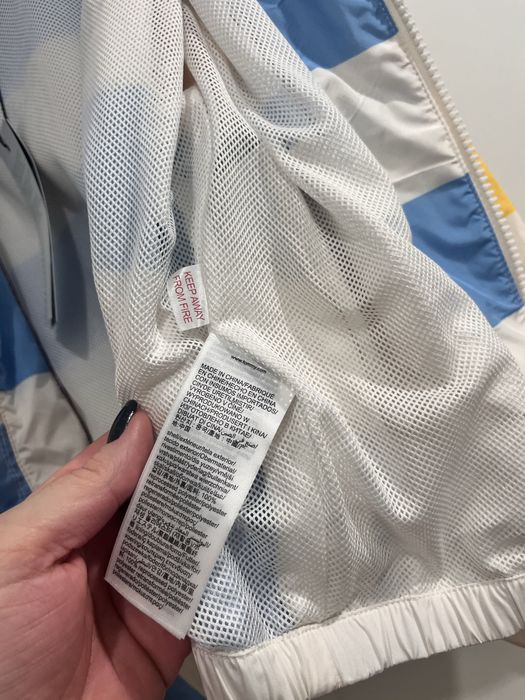 Tommy Jilfinger 140 cm , noua cu eticheta