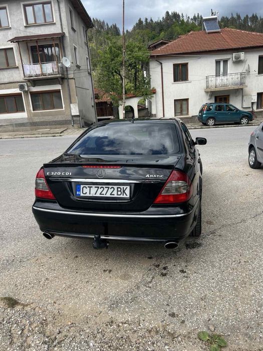 Мерцедес E 320 4 matic