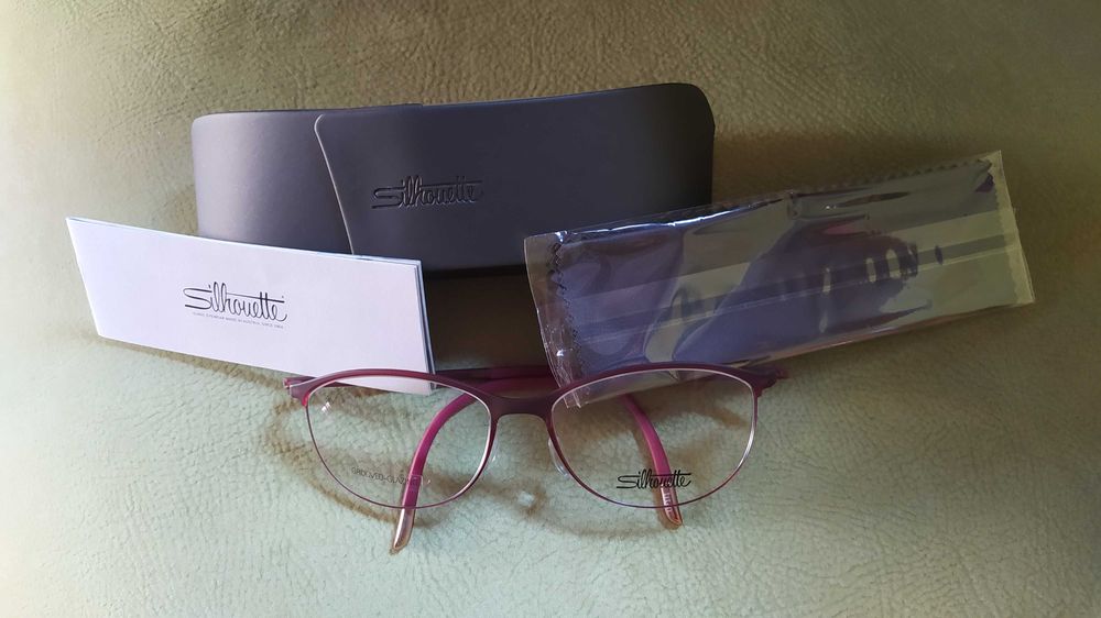 Продавам рамка за очила Sillouette