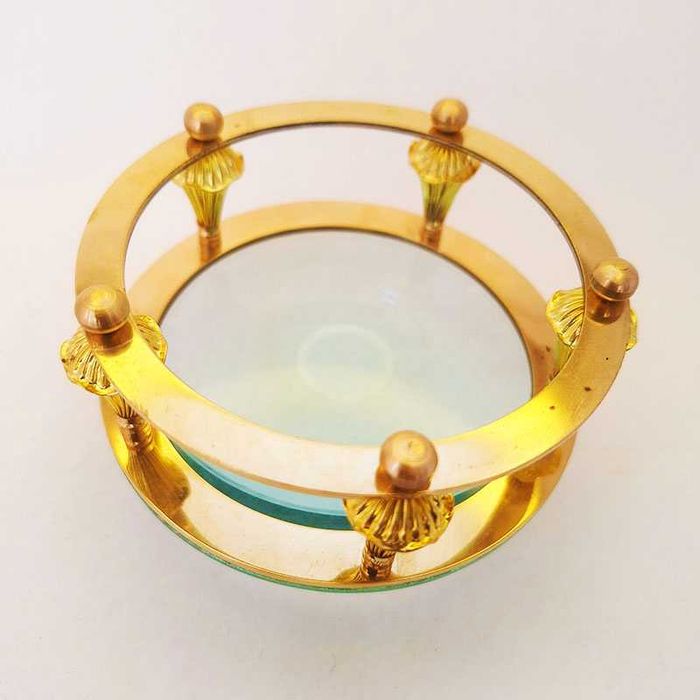 Бронзова настолна лупа с античен дизайн