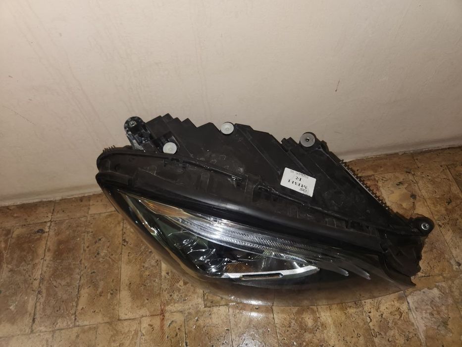 Mercedes w 222 res oldi orqa fara+oldi kalotkasiyam bor