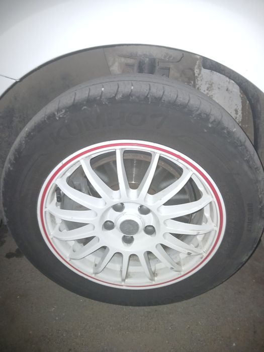 резина  летняя  с дисками