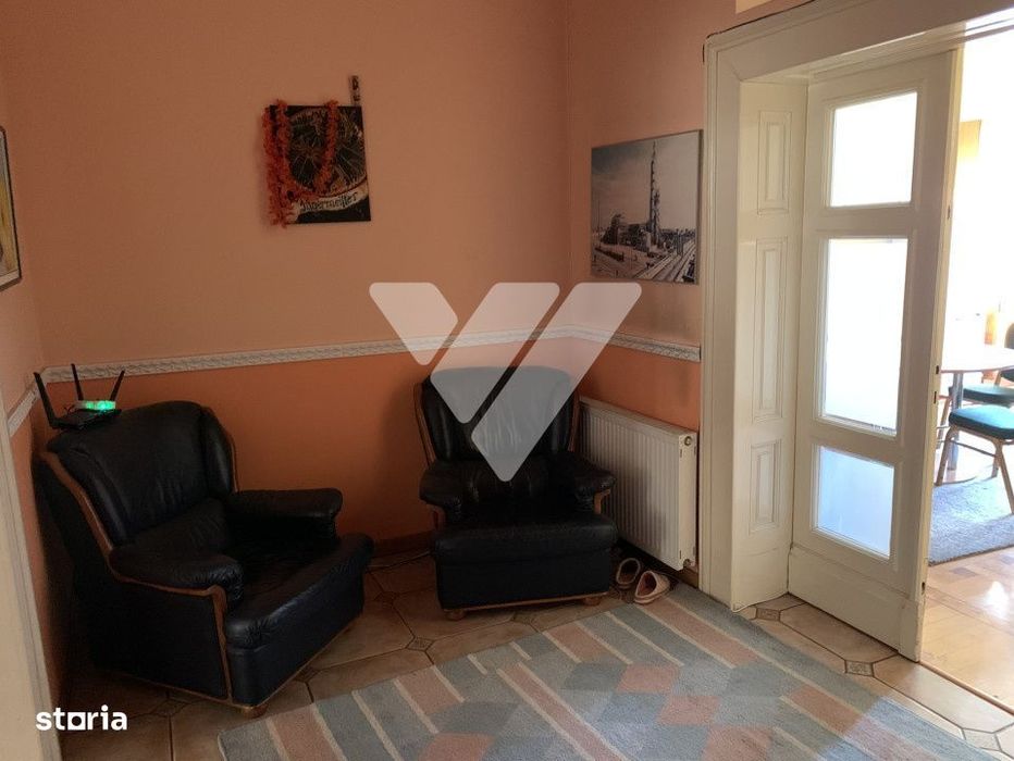 Apartament 2 camere 82 mp etaj 2 pod si pivnita - Piata Mare Sibiu