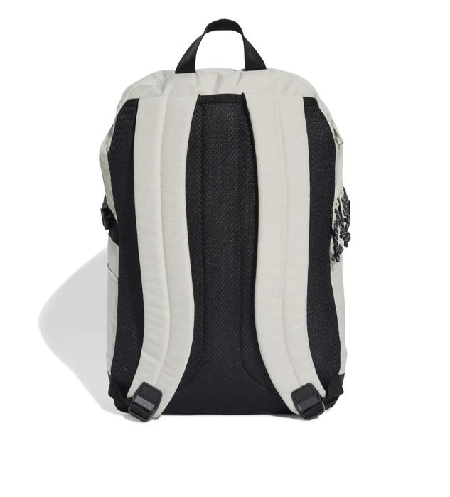 Нова раница Adidas