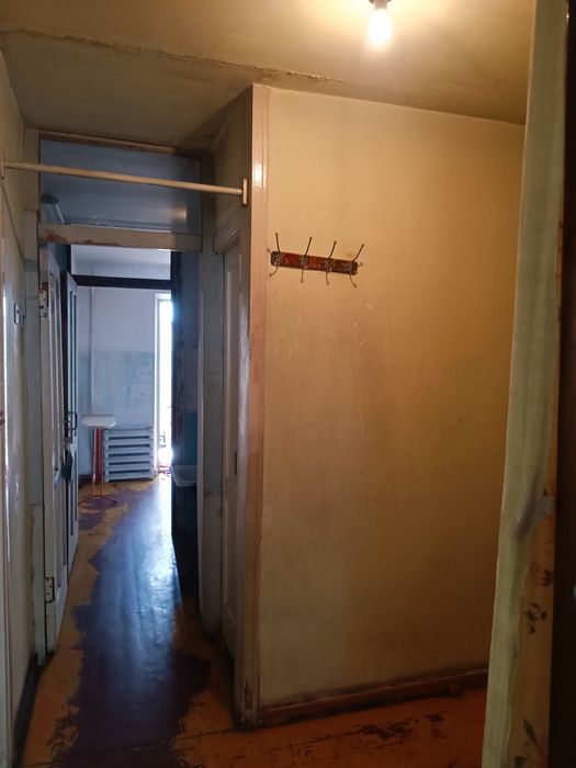 Ул.Дубовая (Авиасозлар) 3/2/4 кирпич 65м²