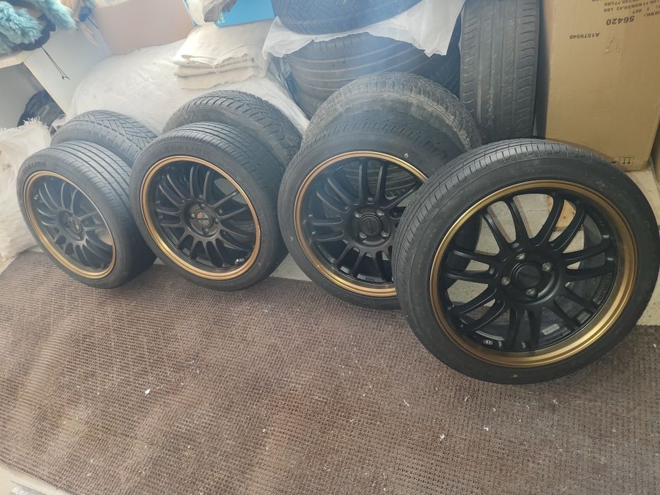 Продам комплект дисков.