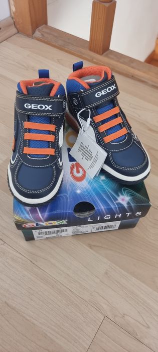 Geox , NOI, marimea 28