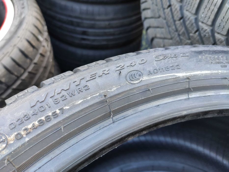 2бр Зимни гуми 295 30 20 - Pirelli -