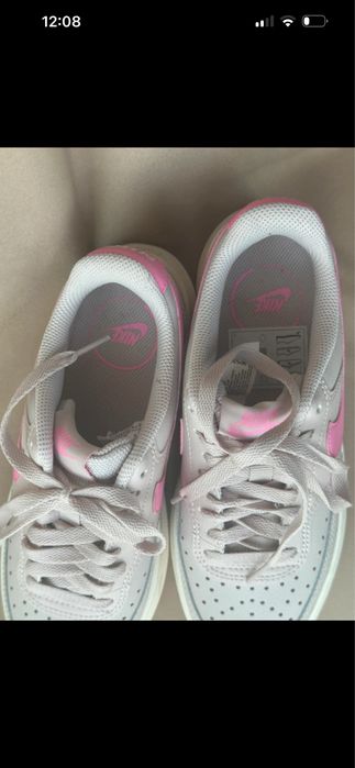 Adidasi nike 36.5
