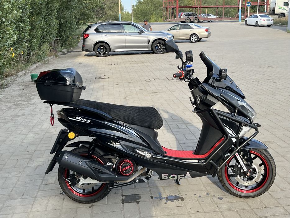 Продам скутер макси