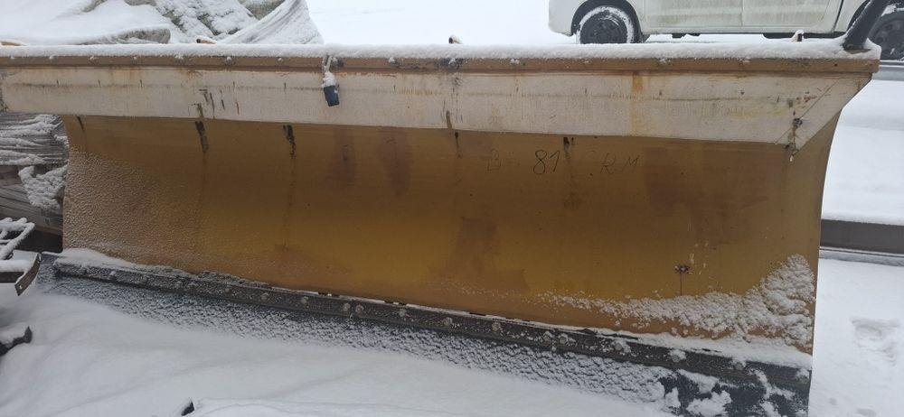 Vând lama de dezapezire electro hidraulica