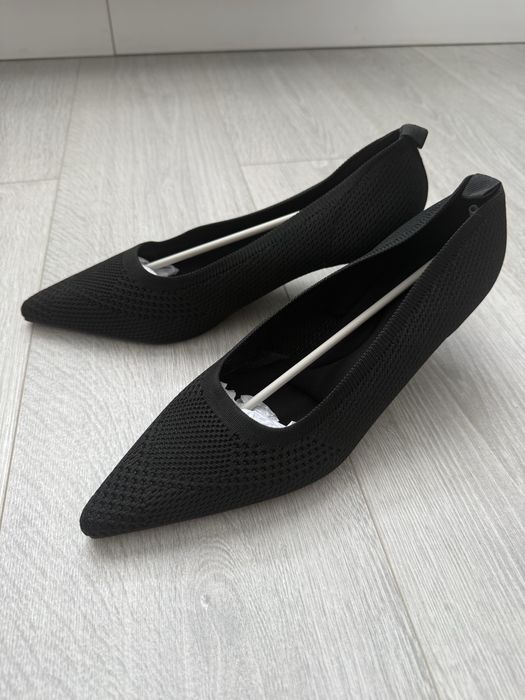 Продам туфли новые