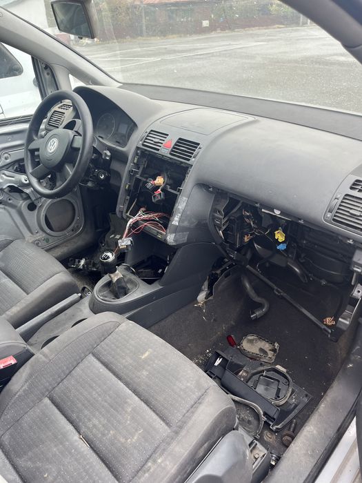 Piese Wv Touran 2.0 Tdi AZV