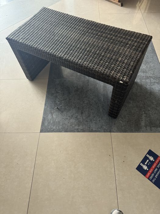 Ратанови кафяви маси