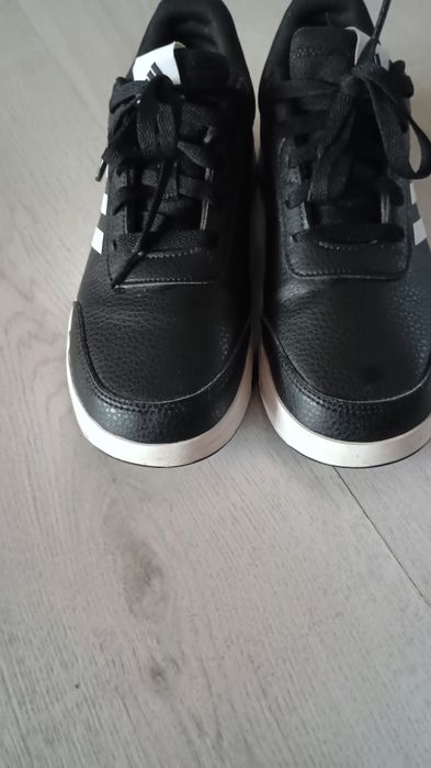 Оригинални кецове Adidas 37,5н